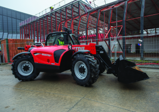Teleskopické manipulátory Manitou MT-X 1033