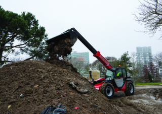 Teleskopické manipulátory Manitou MT-X 1033