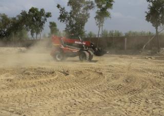 Teleskopické manipulátory Manitou MXT 840 P