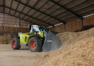 Teleskopické manipulátory Claas Scorpion 1033