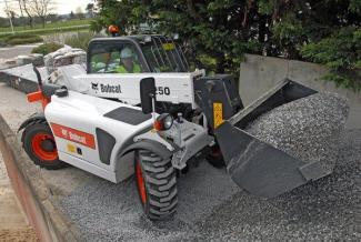Teleskopické manipulátory Bobcat T 2556