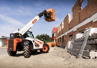 Teleskopické manipulátory Bobcat T35.105L 100 V