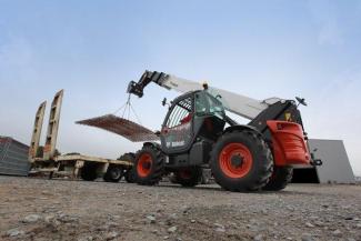 Teleskopické manipulátory Bobcat T40180 IIIB