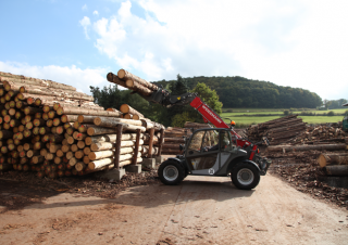 Teleskopické manipulátory Weidemann T5522 