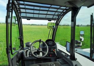 Teleskopické manipulátory Bobcat TL470HF Agri