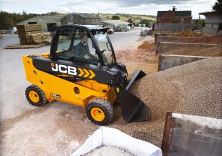 Teleskopické manipulátory JCB TLT35D