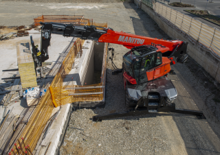 Teleskopické nakladače s horní konstrukcí Manitou MRT-X 2260