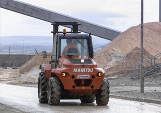 Terénní vysokozdvižné vozíky Manitou M 50-4