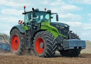 Traktory 4WD Fendt 1038 Vario PowerPlus