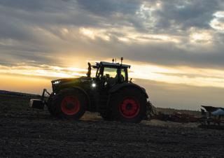 Traktory 4WD Fendt 1038 Vario PowerPlus