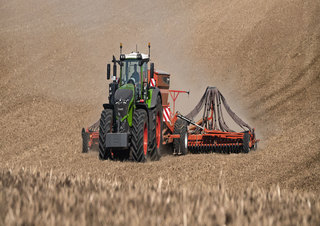 Traktory 4WD Fendt 1042 Vario ProfiPlus