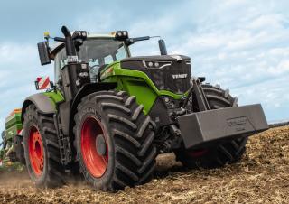 Traktory 4WD Fendt 1050 Vario ProfiPlus
