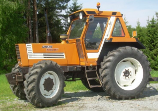 Traktory 4WD Fiatagri 1180