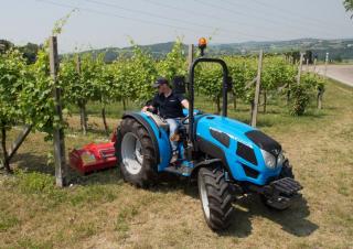 Traktory 4WD Landini 2-045 MR
