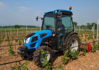 Traktory 4WD Landini 2-045 MR