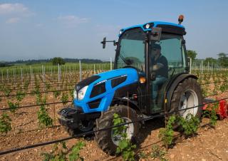 Traktory 4WD Landini 2-050 MR