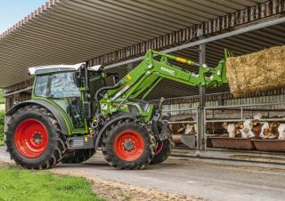 Traktory 4WD Fendt 207 S Vario