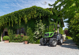 Traktory 4WD DEUTZ-FAHR 3060