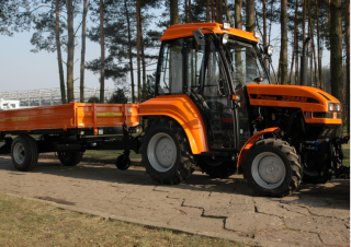 Traktory 4WD Pronar 320AMK