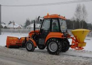 Traktory 4WD Pronar 320AMK