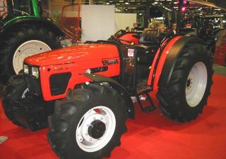 Traktory 4WD Valtra 3600 C
