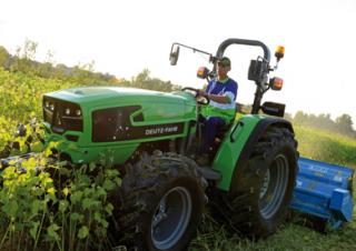 Traktory 4WD DEUTZ-FAHR 4070 E