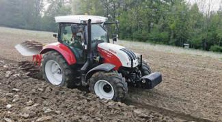 Traktory 4WD Steyr 4120 Profi ET Profi
