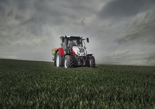 Traktory 4WD Steyr 4135 Profi 