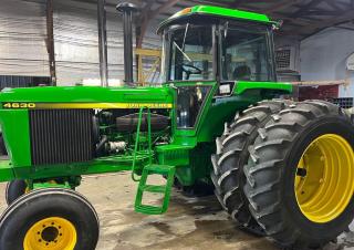 Traktory 4WD John Deere 4630