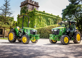 Traktory 4WD John Deere 5075EN
