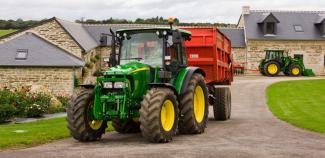 Traktory 4WD John Deere 5080 R