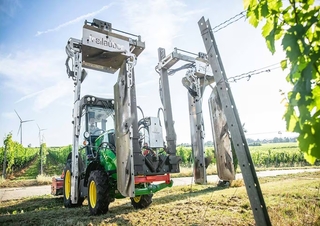 Traktory 4WD John Deere 5090GV