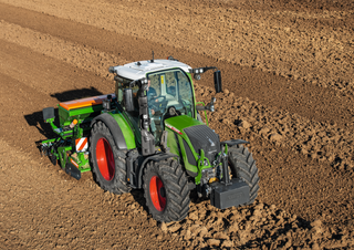 Traktory 4WD Fendt 514 Vario Power+