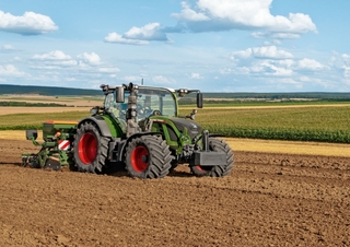 Traktory 4WD Fendt 514 Vario Power+