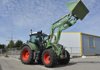 Traktory 4WD Fendt 516 Vario ProfiPlus