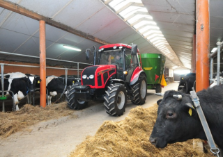 Traktory 4WD Pronar 5222