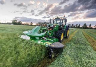 Traktory 4WD John Deere 6155M 