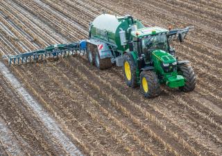 Traktory 4WD John Deere 6155R