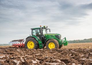 Traktory 4WD John Deere 6155R