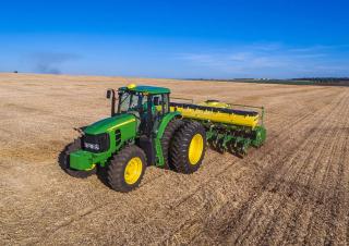Traktory 4WD John Deere 6170J