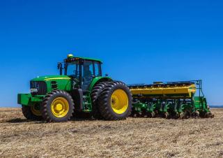 Traktory 4WD John Deere 6190J