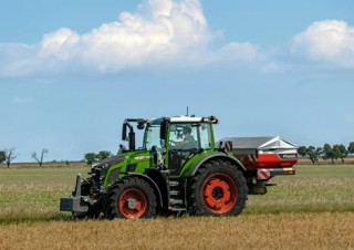 Traktory 4WD Fendt 620 Vario Power