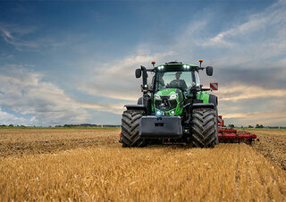 Traktory 4WD DEUTZ-FAHR 6230 Agrtotron TTV