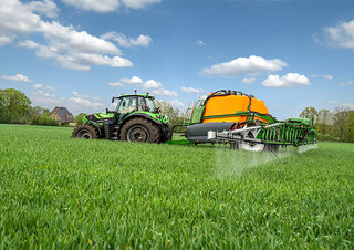 Traktory 4WD DEUTZ-FAHR 6230 Agrtotron TTV
