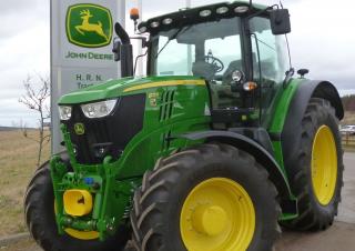 Traktory 4WD John Deere 6230R