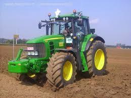 Traktory 4WD John Deere 7530 E Premium