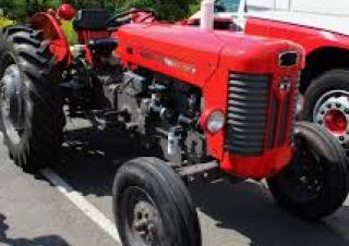 Traktory 4WD Massey Ferguson 65