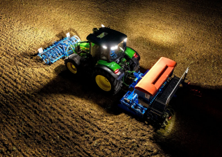 Traktory 4WD John Deere 6M 115 