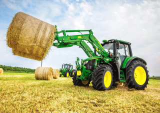 Traktory 4WD John Deere 6M 125 