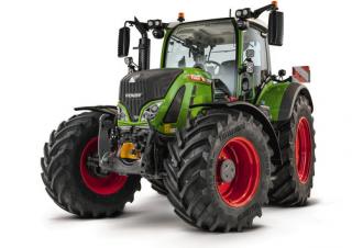 Traktory 4WD Fendt 724 Vario Profi 